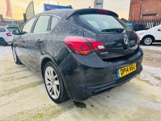 2014 Vauxhall Astra 1.6i 16V Tech Line GT 5dr